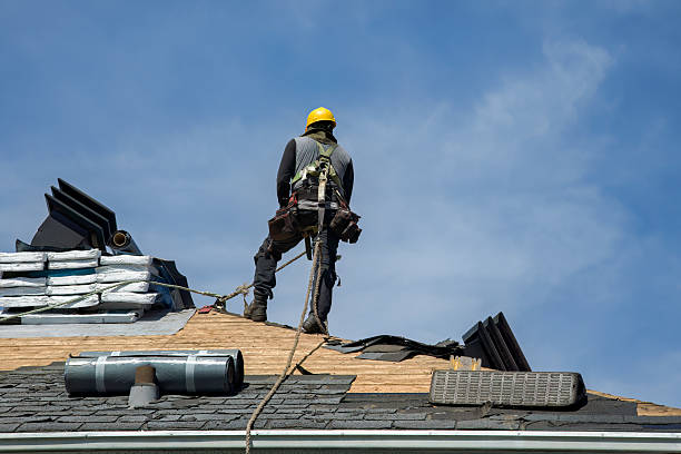 Professional Gutter Installation technician working in Lyman, MS